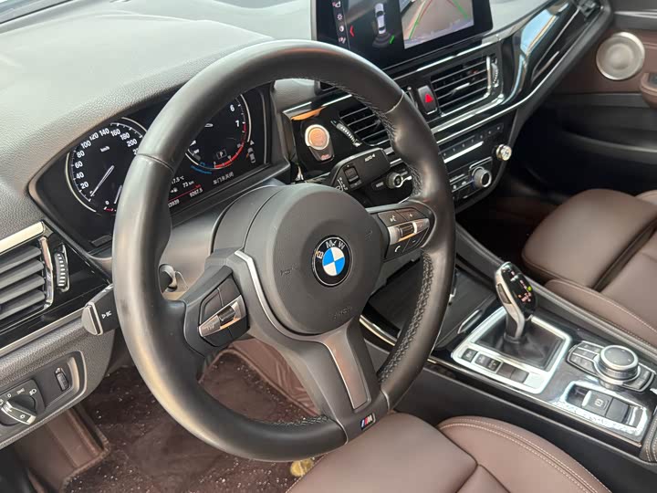 Фото 8 - BMW 1 Series