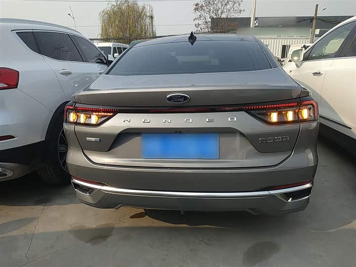 Фото 6 - Ford Mondeo