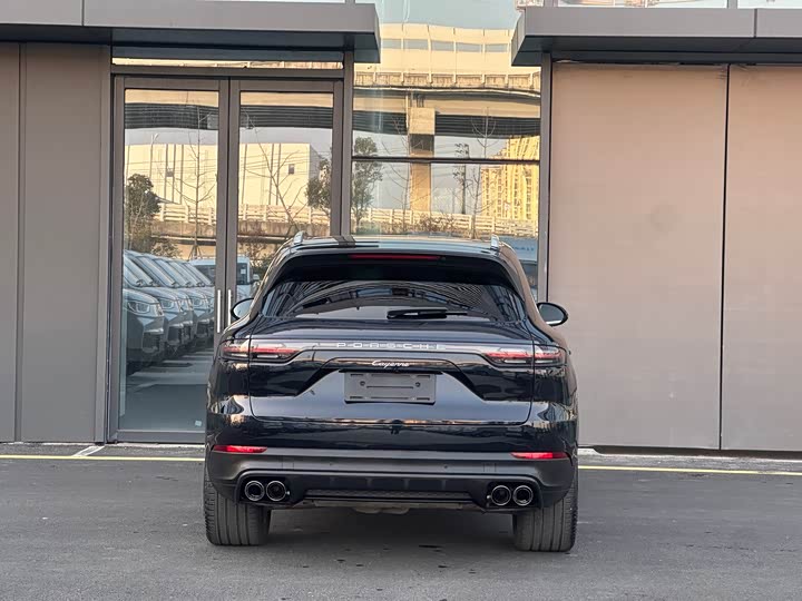 Фото 5 - Porsche Cayenne