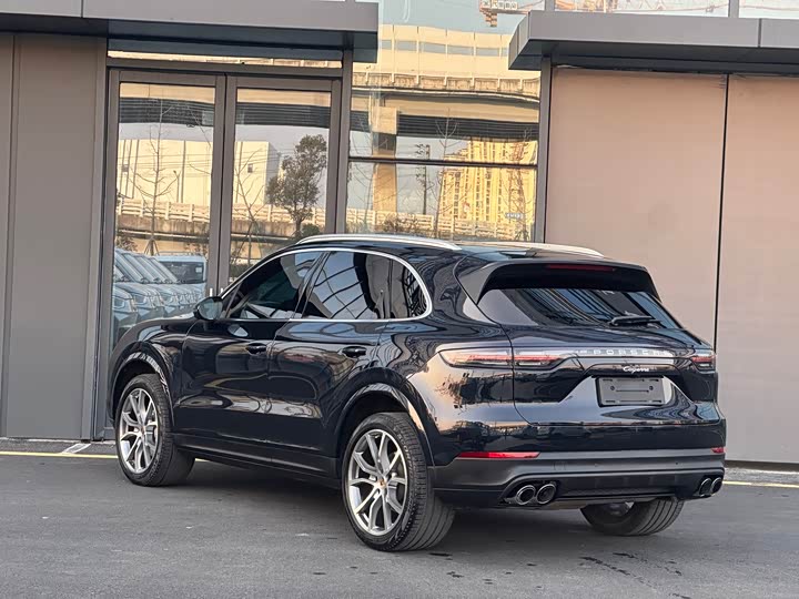 Фото 6 - Porsche Cayenne