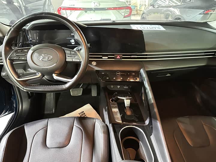 Фото 6 - Hyundai Elantra N line