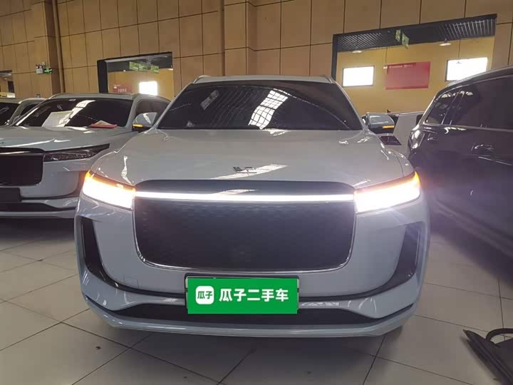 Фото 3 - LiXiang One