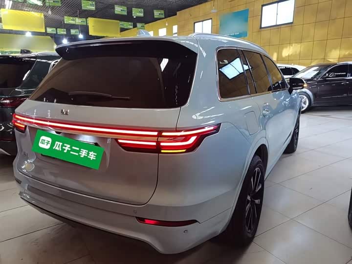 Фото 7 - LiXiang One