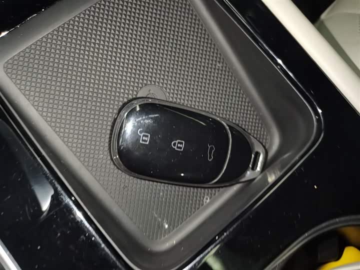 Фото 9 - LiXiang One