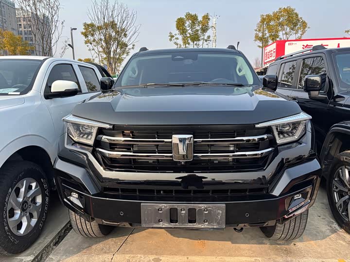 Фото 2 - Tank 400 Hybrid