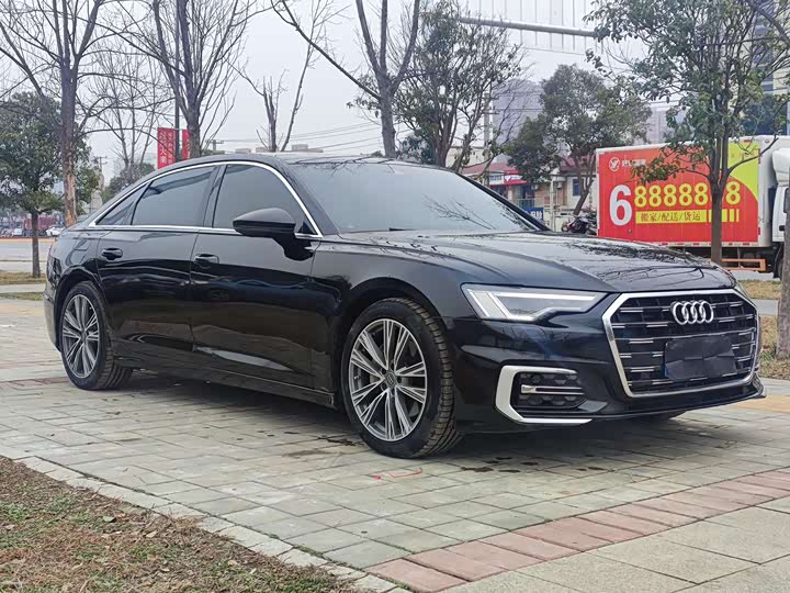Фото 3 - Audi A6L