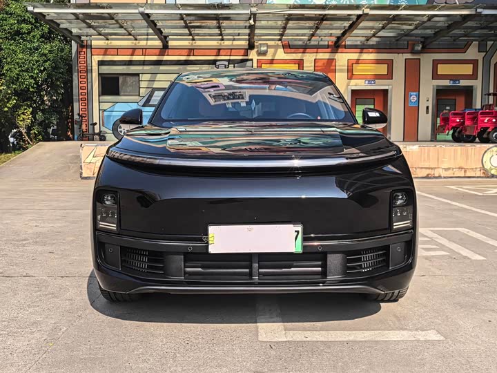 Фото 2 - LiXiang L8