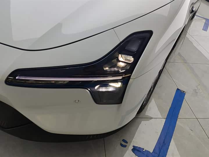 Фото 5 - XPeng Mona M03