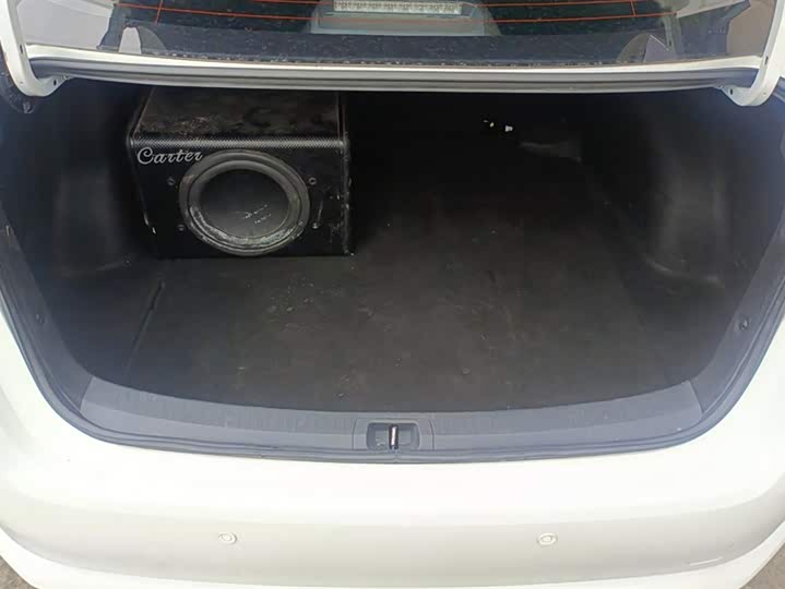 Фото 4 - Toyota Corolla