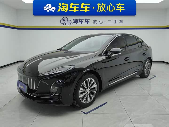 Фото 1 - Hongqi E-QM5