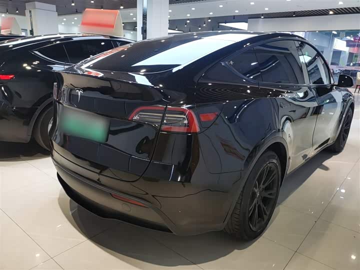 Фото 7 - Tesla Model Y