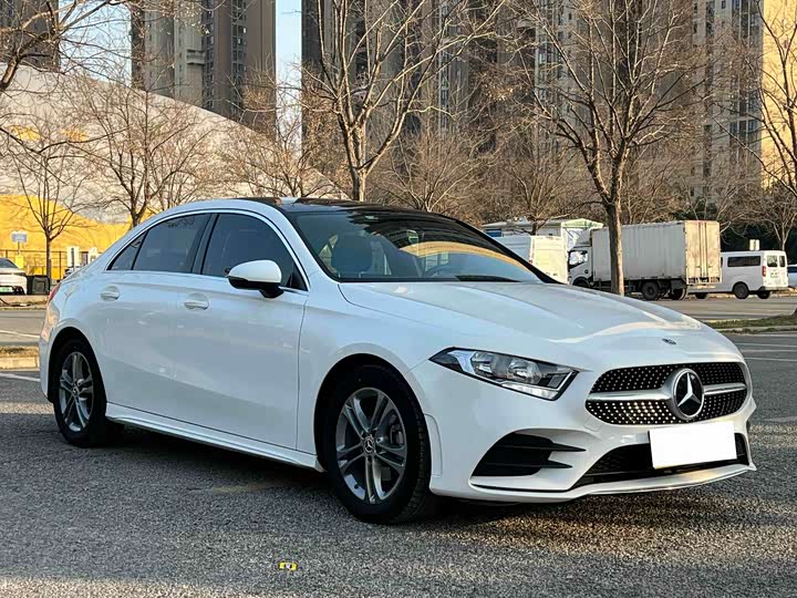 Фото 3 - Mercedes-Benz A-Class