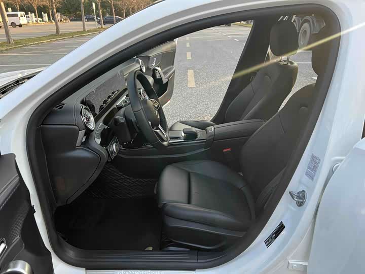 Фото 7 - Mercedes-Benz A-Class