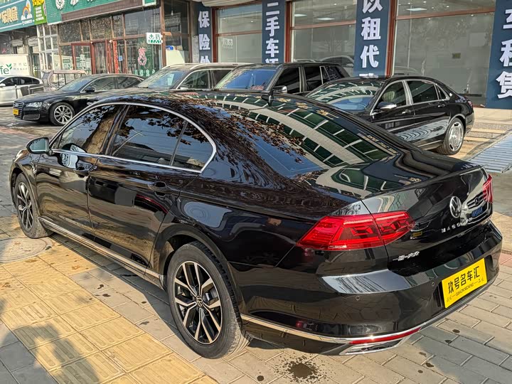 Фото 7 - Volkswagen Magotan