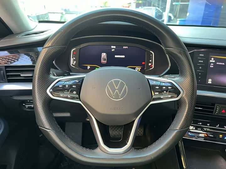 Фото 5 - Volkswagen Passat