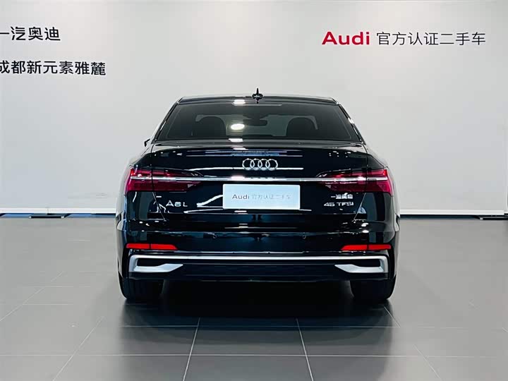 Фото 5 - Audi A6L