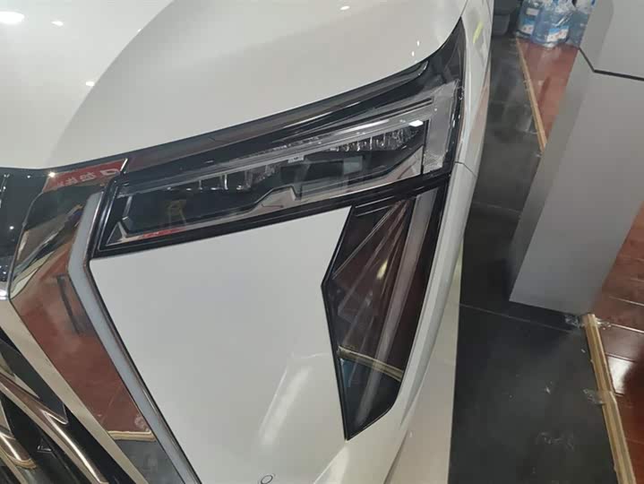 Фото 5 - GAC Trumpchi M8