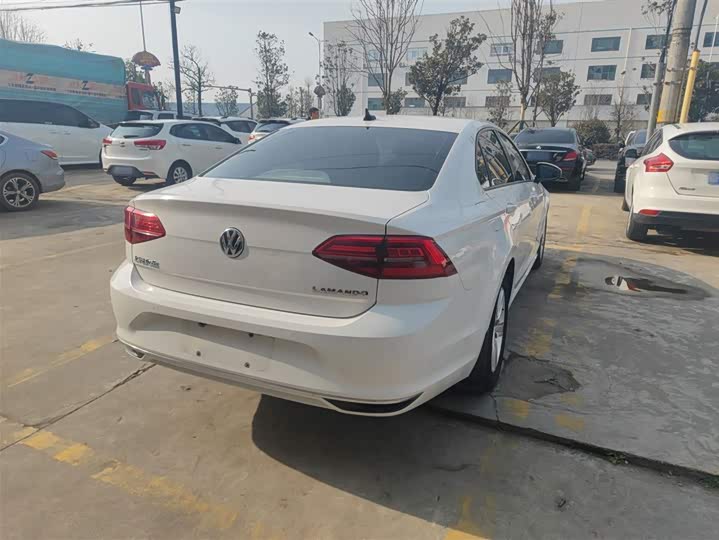 Фото 7 - Volkswagen Lamando L