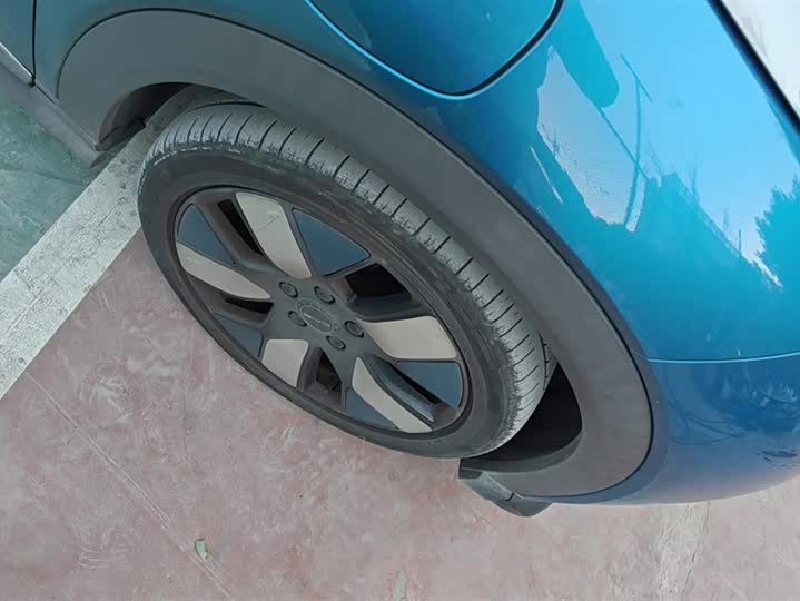 Фото 6 - BYD Dolphin