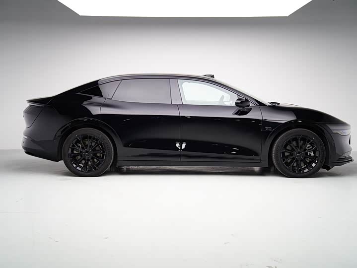 Фото 4 - Zeekr 007