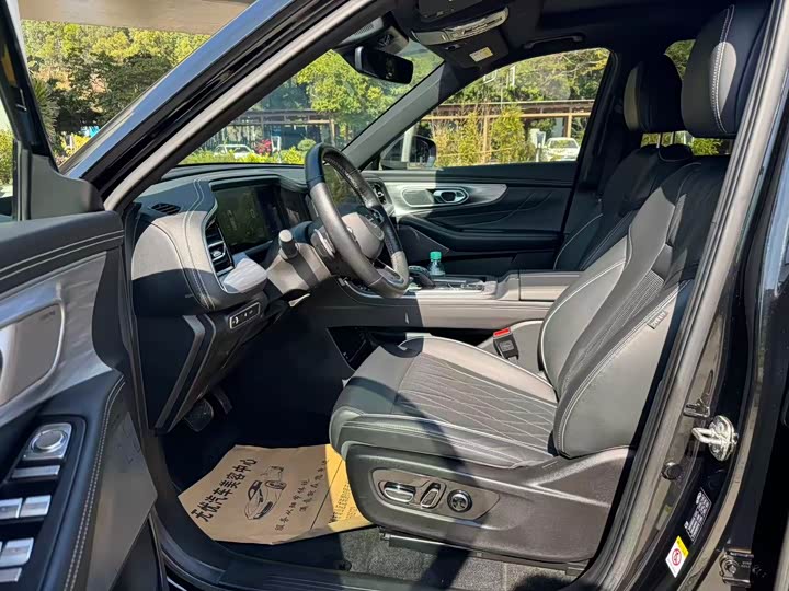 Фото 7 - GAC Trumpchi GS8