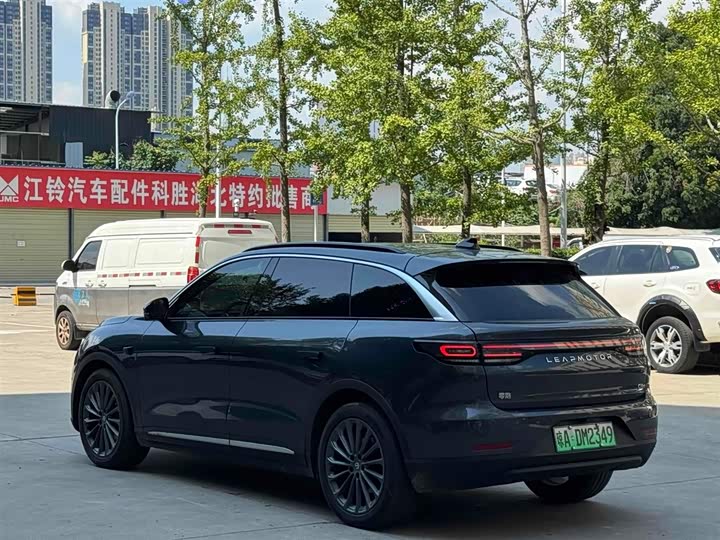 Фото 6 - Leapmotor C11