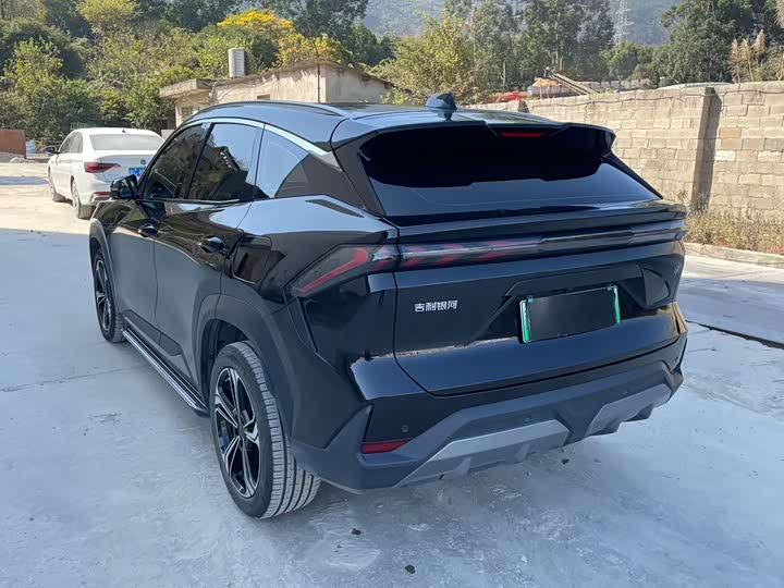 Фото 9 - Geely Galaxy L7