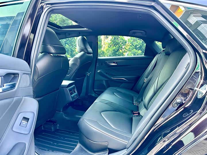 Фото 5 - Toyota Avalon