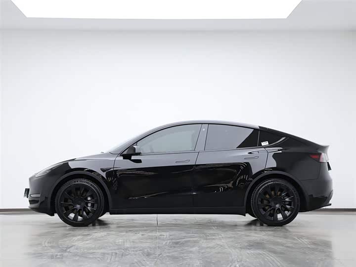 Фото 5 - Tesla Model Y