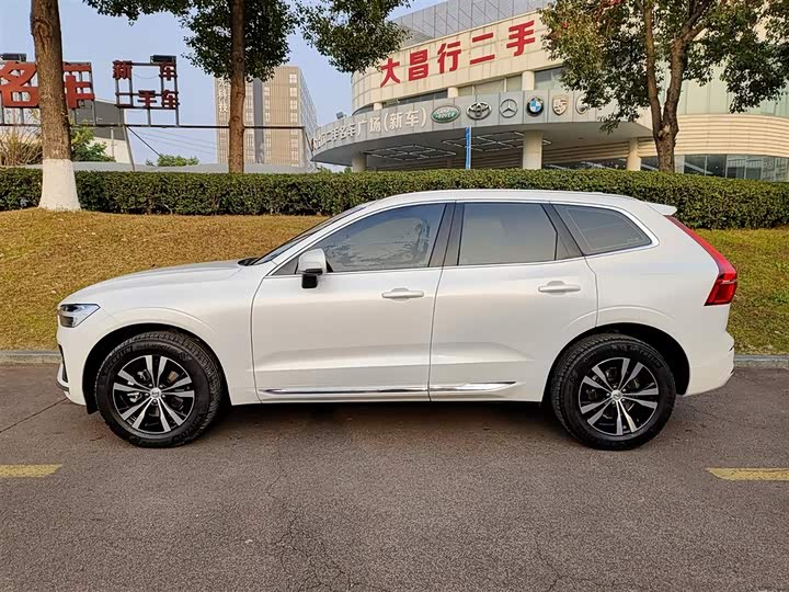 Фото 3 - Volvo XC60