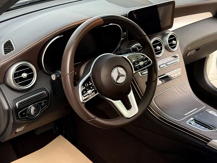 Фото 4 - Mercedes-Benz GLC-Class