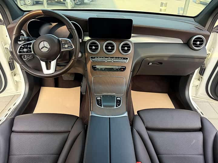 Фото 5 - Mercedes-Benz GLC-Class