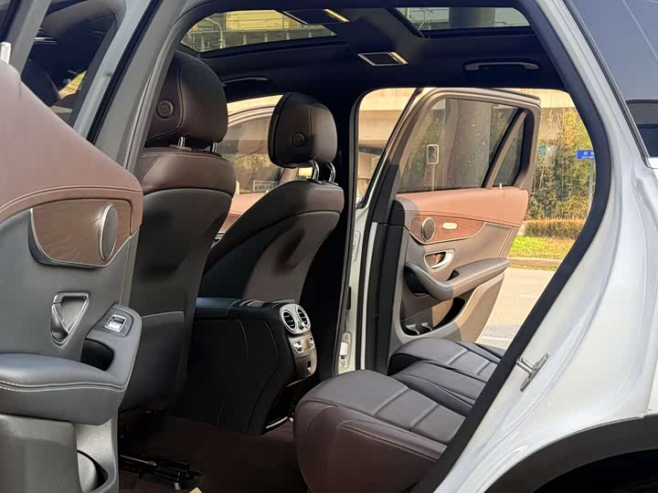 Фото 7 - Mercedes-Benz GLC-Class