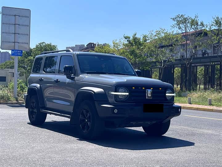 Фото 2 - Tank 300