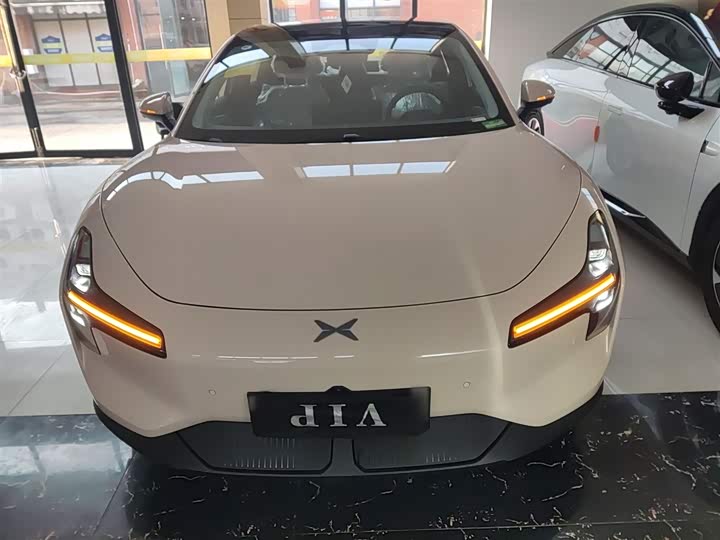 Фото 3 - XPeng Mona M03