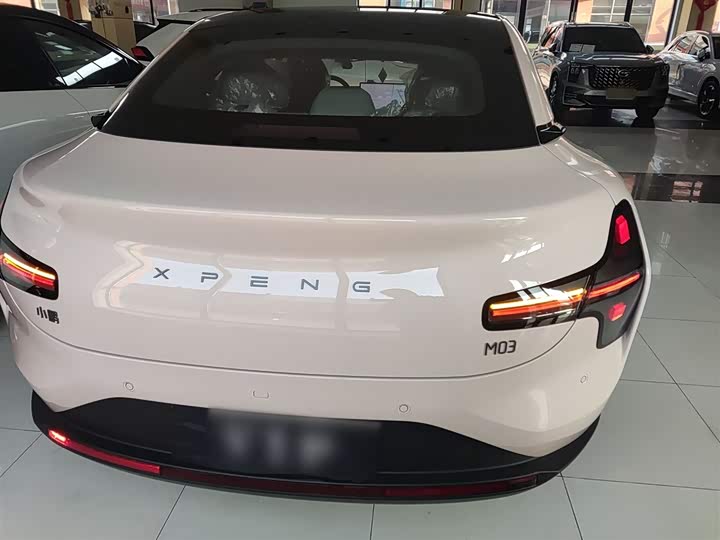Фото 6 - XPeng Mona M03