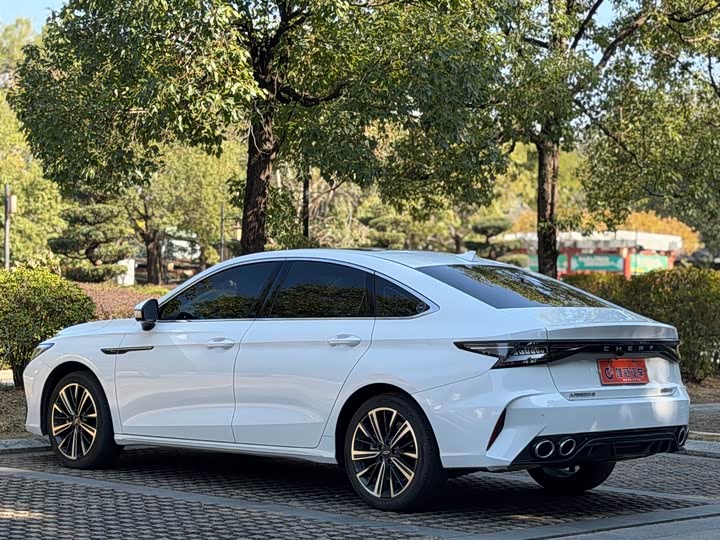 Фото 6 - Chery Arrizo 8