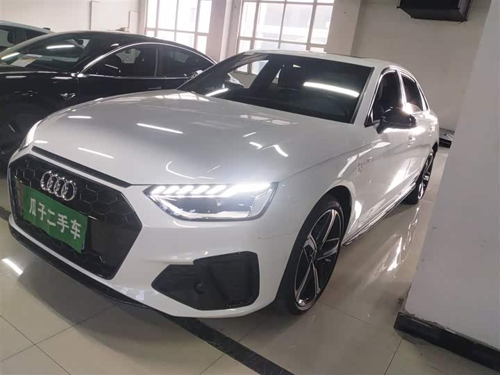 Фото 2 - Audi A4L