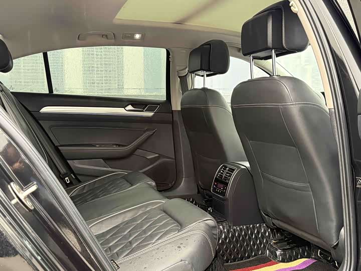 Фото 7 - Volkswagen Magotan GTE Hybrid