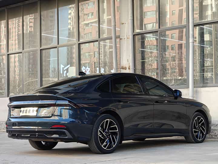 Фото 8 - Lincoln Z (Zephyr)