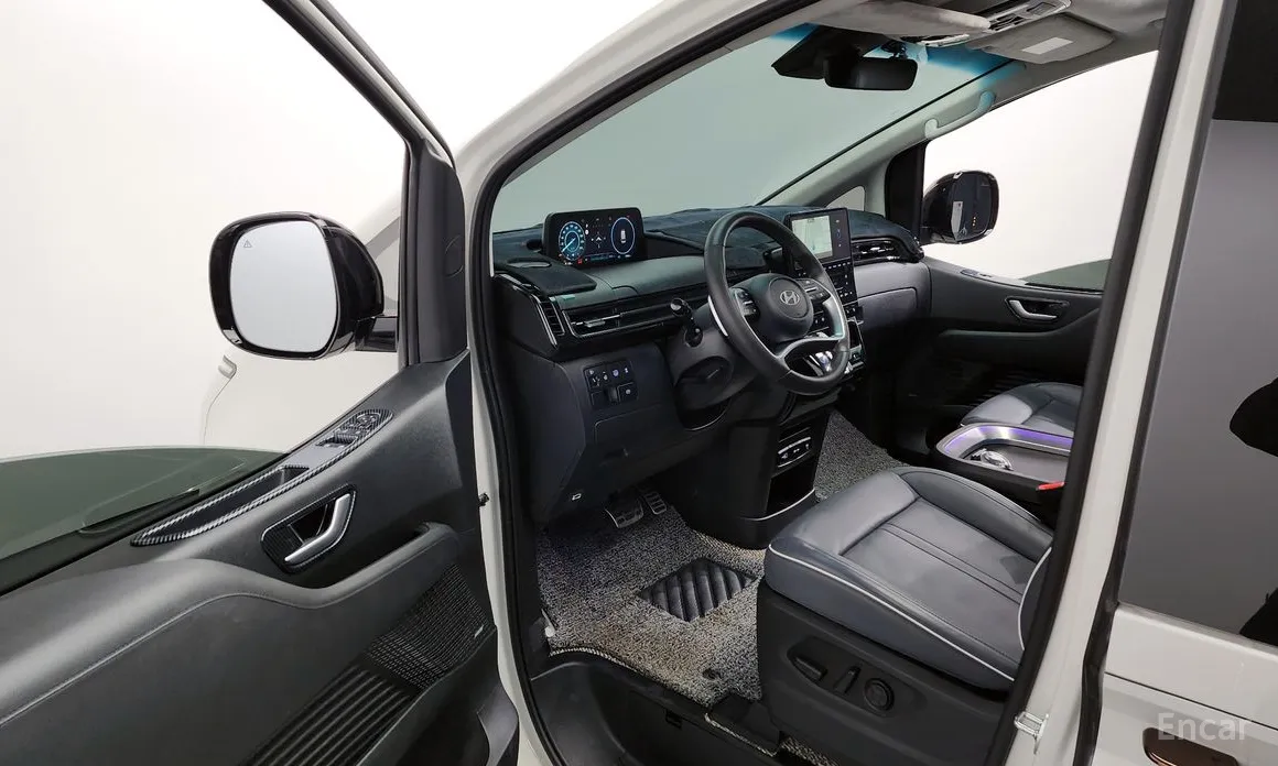 Фото 10 - Hyundai Staria