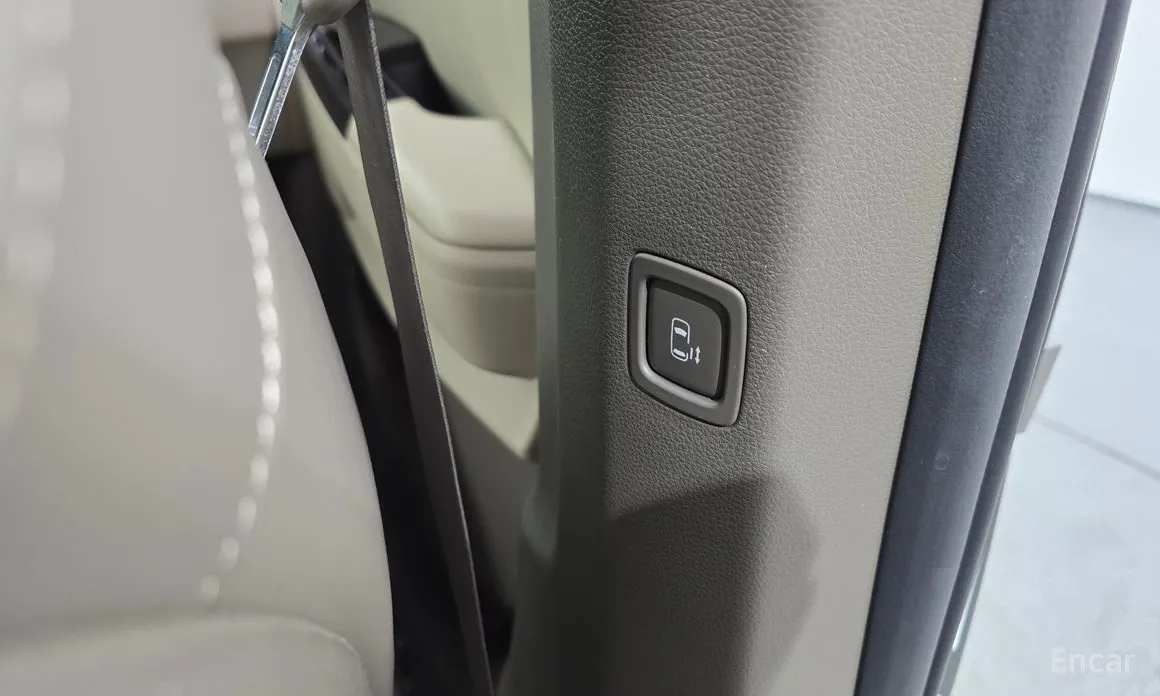 Фото 19 - Kia Carnival