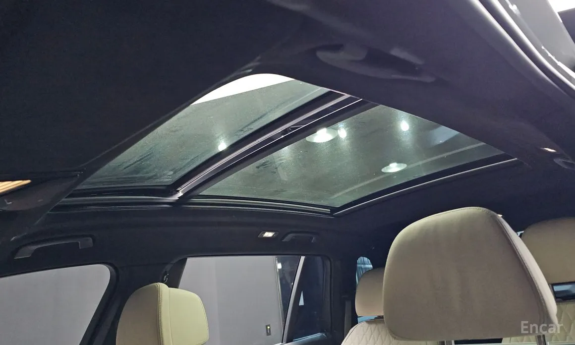 Фото 19 - BMW X7