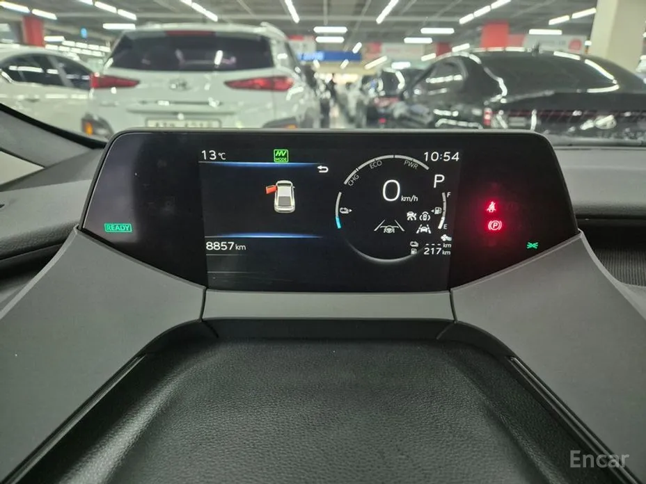 Фото 8 - Toyota Prius