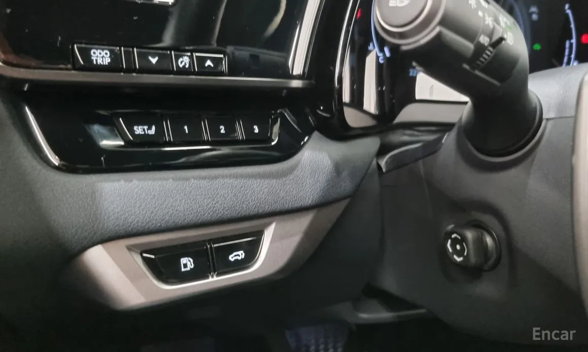 Фото 17 - Lexus RX