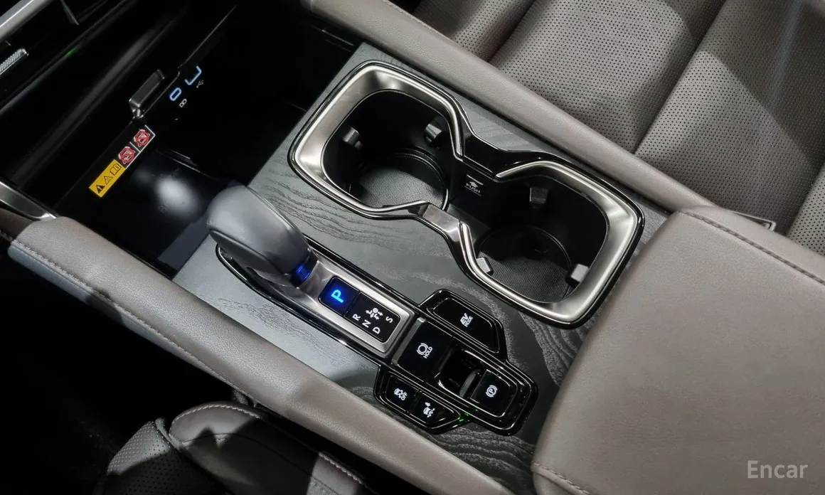 Фото 9 - Lexus RX