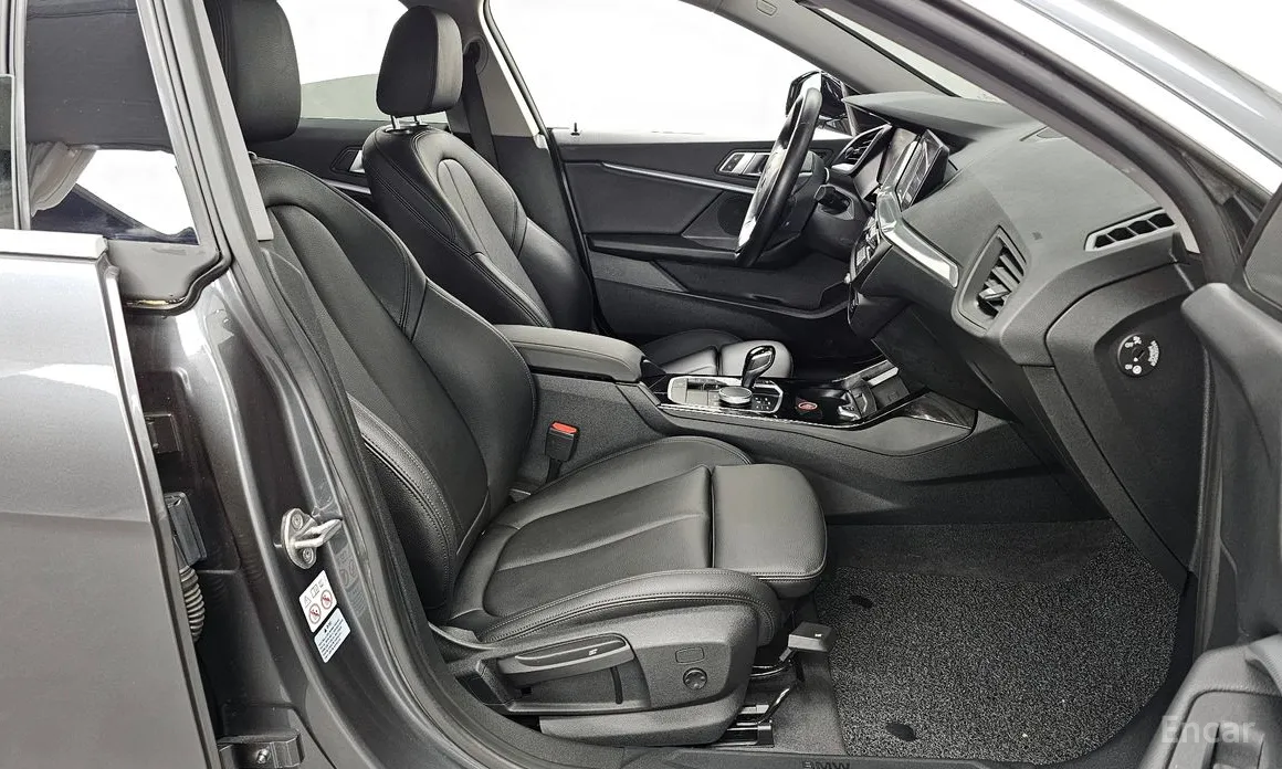 BMW 2 Series 2020 220i Advantage