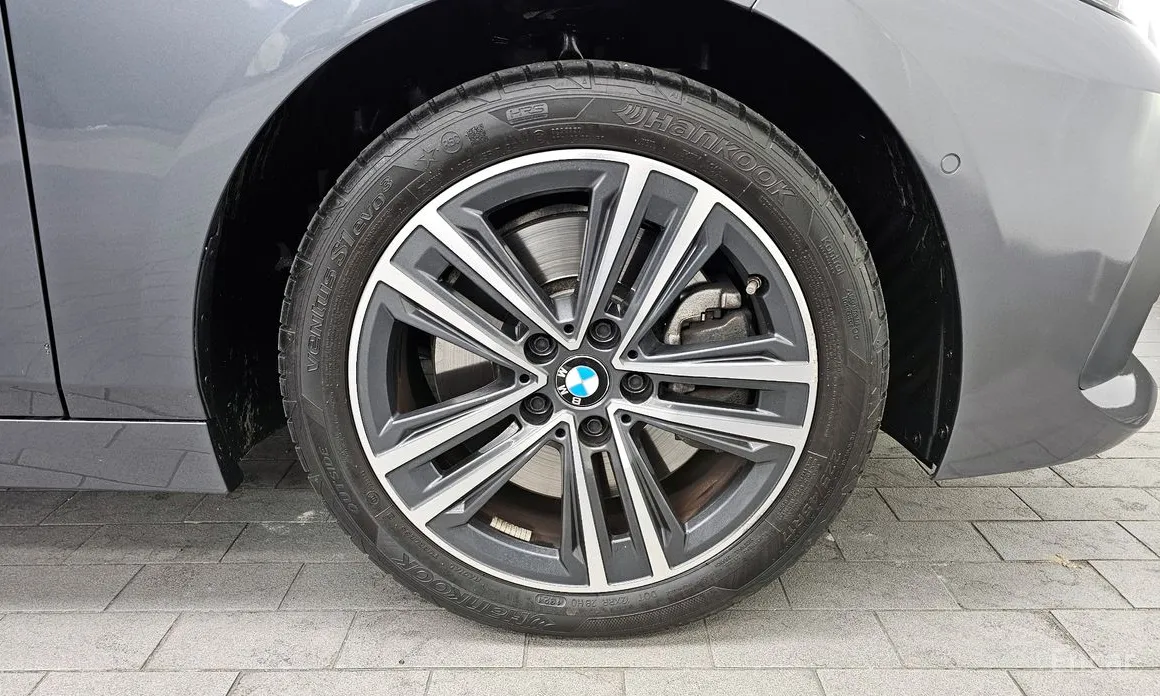 BMW 2 Series 2020 220i Advantage