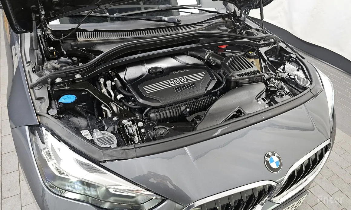 BMW 2 Series 2020 220i Advantage
