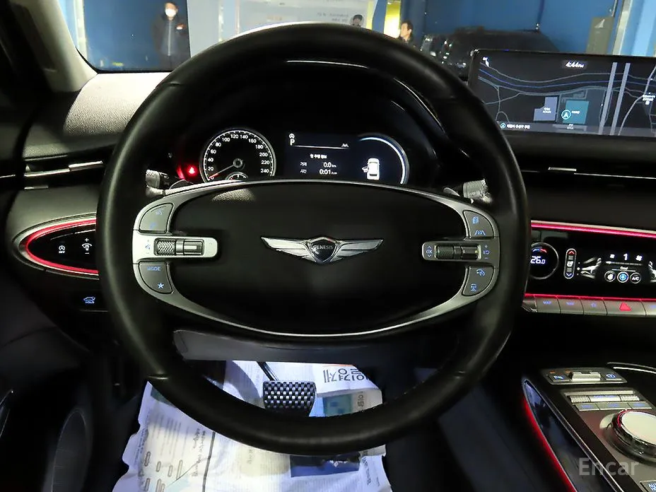 Photo 10 - Genesis GV70